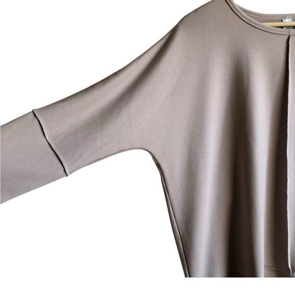 Spanx‎ P.L.T Dolman Long Sleeve Pullover Sweatshirt NWOT Taupe Size 1X - Picture 8 of 15